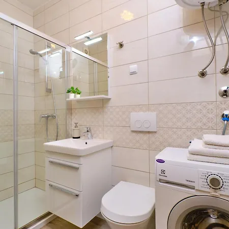 Argo Apartment