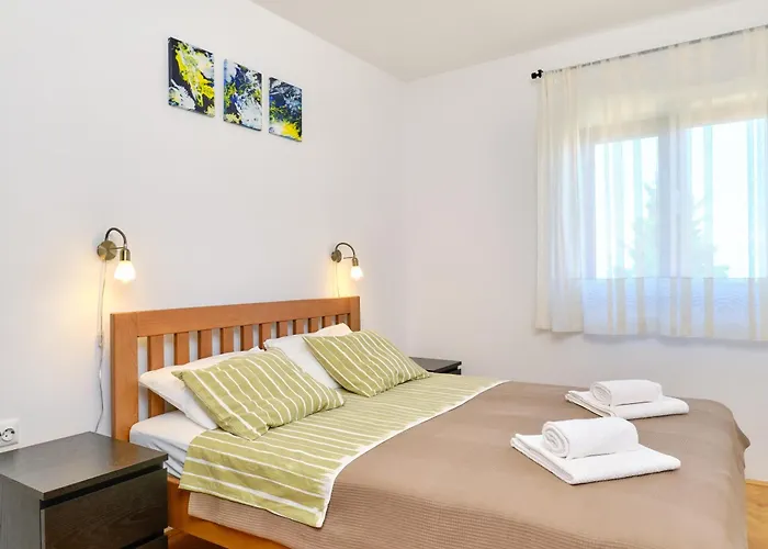 Argo Apartment